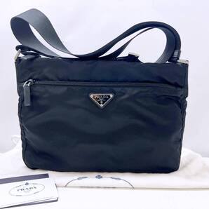 美品 PRADA プラダ トライアングルロゴ ショルダーバッグ ナイロン 黒 1BC421