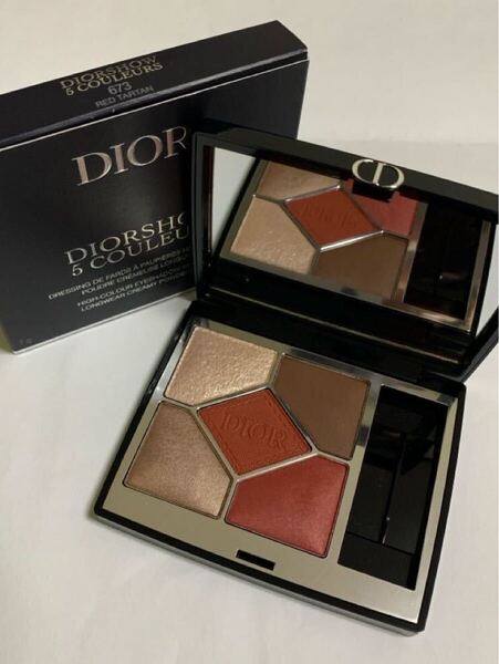 Dior ディオールショウ サンククルール 673 アイシャドウ