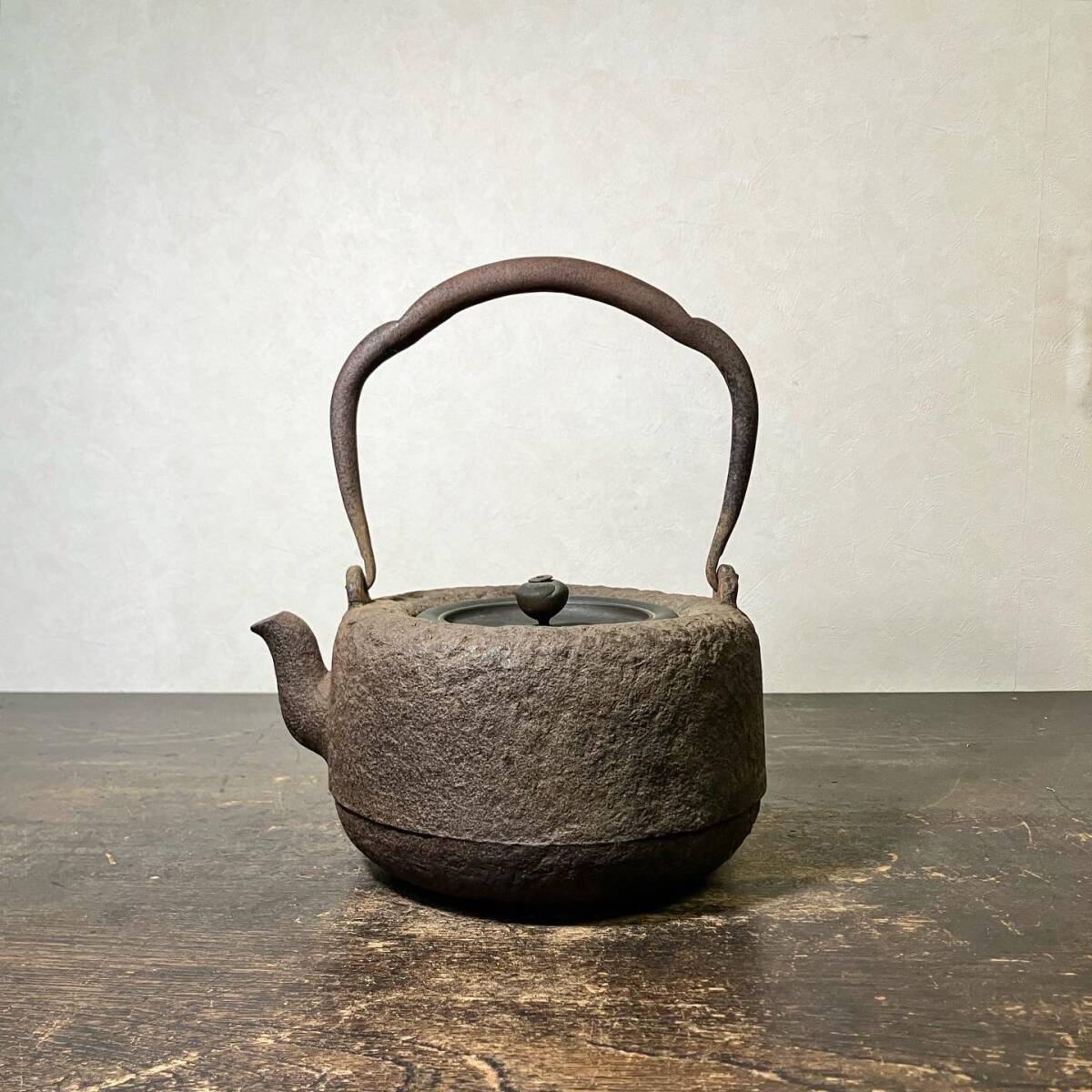 Yahoo!オークション -「鉄瓶 龍文堂」(鉄製) (金属工芸)の落札 Yahoo!オークション -「鉄瓶 龍文堂」(鉄製) (金属工芸)の落札