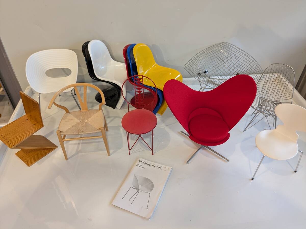 Yahoo!オークション -「vitra ミニチュア」の落札相場・落札価格 Yahoo!オークション -「vitra ミニチュア」の落札相場・落札価格