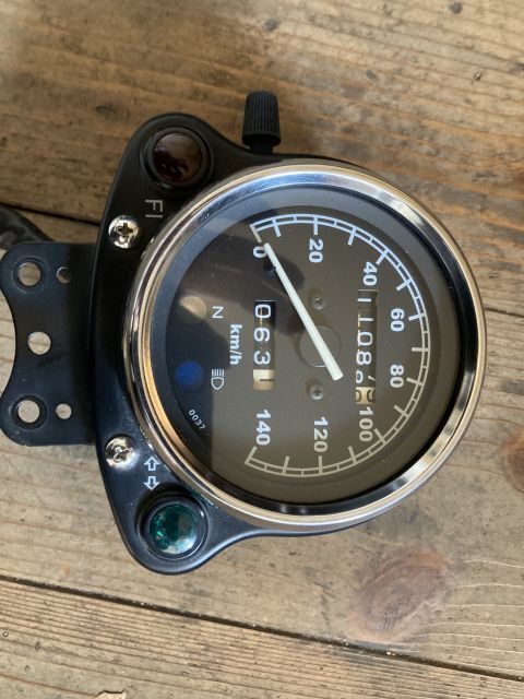 カワサキ 250TR スピードメーター 1720 純正 中古 バイク 部品