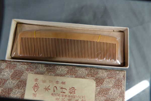 Yahoo!オークション -「(昭和 レトロ)」(ブラシ、くし Yahoo!オークション -「(昭和 レトロ)」(ブラシ、くし