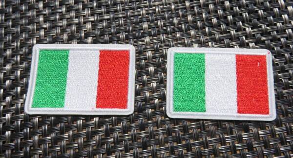 【2枚セット】■小型(S ミニ)US緑赤白◎新品イタリア 国旗 刺繍ワッペン■激シブ■観光 旅行 サッカー レース■洋服・衣類・衣服DIY