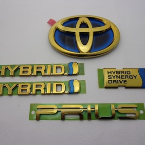 【 トヨタ ZVW 50系・51系・55系 PRIUS 】 50系 プリウス 前期用 プレミアム ゴールド エンブレム サイド&リア 5点セット