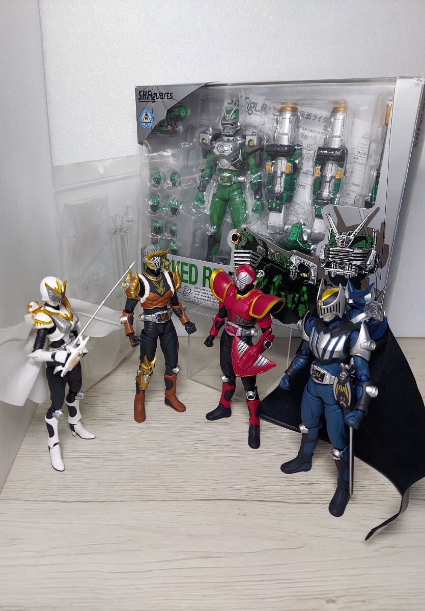 Yahoo!オークション -「figma 仮面ライダードラゴンナイト Yahoo!オークション -「figma 仮面ライダードラゴンナイト