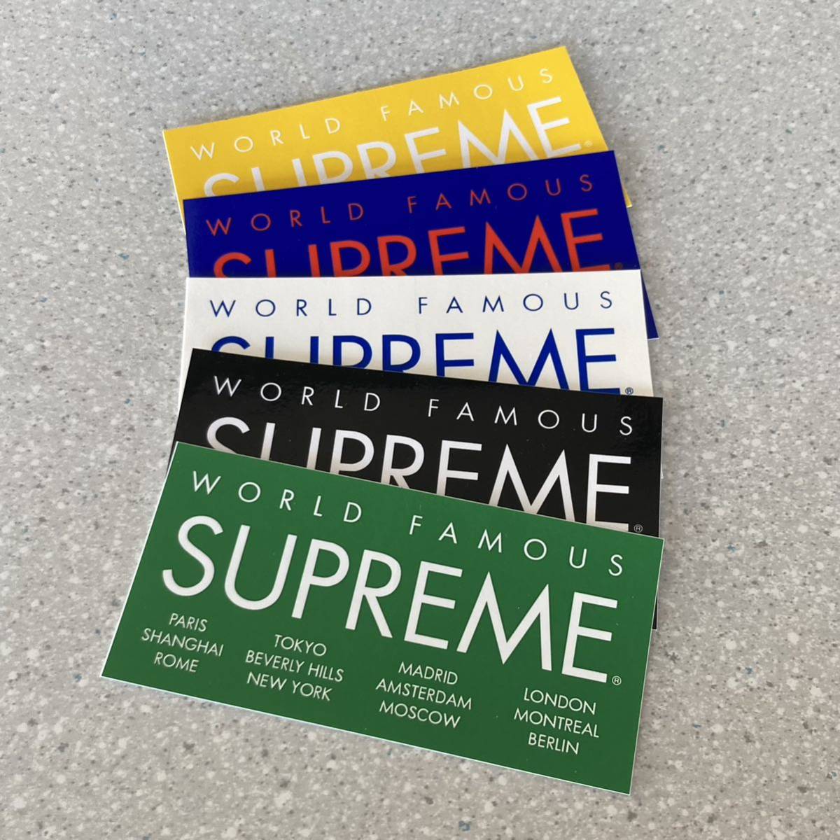 Supreme - Supreme 逃げ恥 緑 ステッカー みくる 新垣結衣 新品