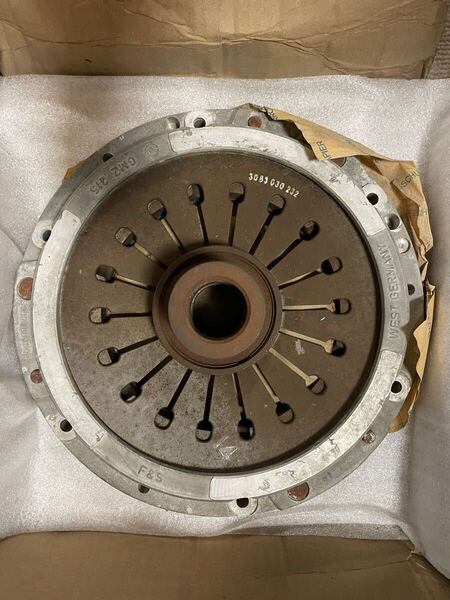 【新品】アルファロメオ75 1.8ターボ 2.5/3.0V6 SZ RZ クラッチプレッシャープレート ベアリングセット SACHS 3083030232 ②