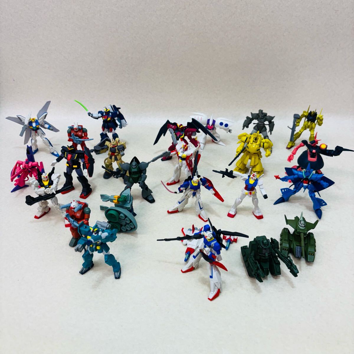 Yahoo!オークション -「ガンダム ミニフィギュア」(機動戦士 Yahoo!オークション -「ガンダム ミニフィギュア」(機動戦士