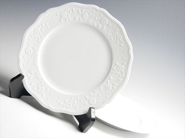 希少 黒入荷！ 未使用 プラチナ シルバー 大皿 32cm 2枚 プレート レイノー 食器