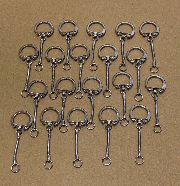 スネーク キーホルダー フックストッパー付き キーホルダー金具 キーホルダーパーツ 20個 シルバー