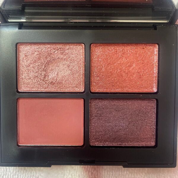 NARS クワッドアイシャドー 5065