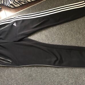 adidas パンツ M