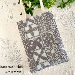 【再販】 ミナペルホネン ブックバッグ フォレストタイル minaperhonen