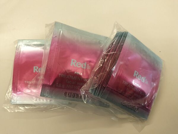 かなりお安くしております!小鼻の汚れ、くすみも取れる!肌のハリにも!REDBAウォッシュ30包