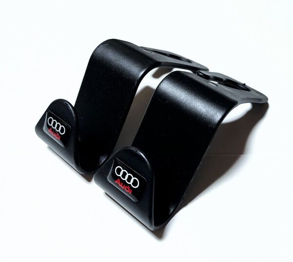 アウディ シート フック ヘッドレスト リヤシート ホルダー Audi 収納 エンブレム ロゴ リア