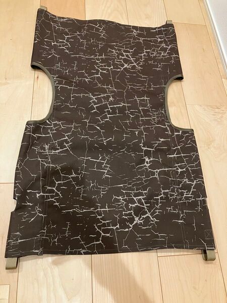 カーミットチェア用 ナチュラルマウンテンモンキーズ マイスターシート CRACK クラック BROWN(茶地にベージュクラック柄)