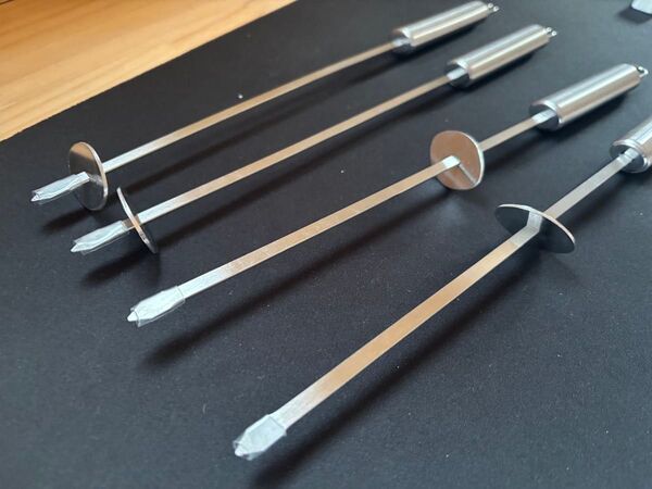 金属製の串 未使用 4本セットバーベキュー