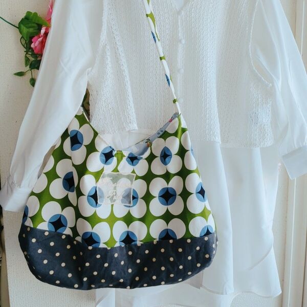 肩掛け トートバッググリーン花柄ハンドメイド ショルダーバッグ