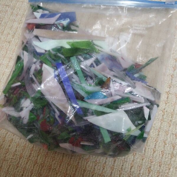 ステンドグラス 端材301