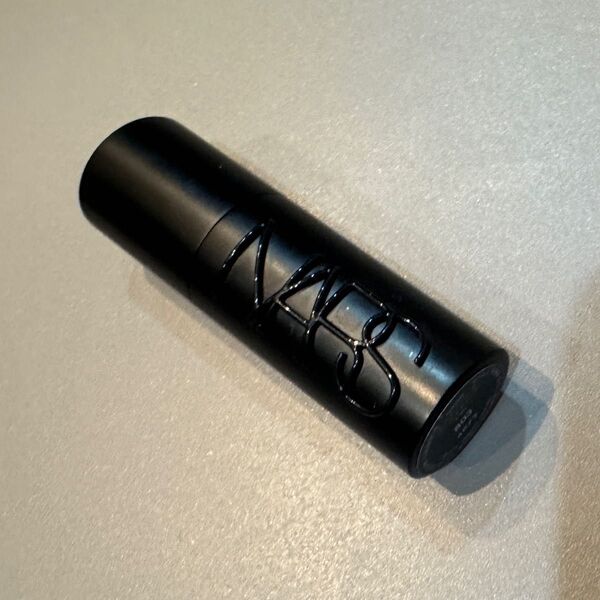 NARS エクスプリシット リップスティック 803
