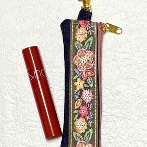 デニム生地 刺繍リボンリップケース