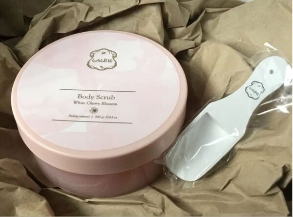 Laline ラリン ホワイトチェリーブロッサム ボディスクラブ 500g