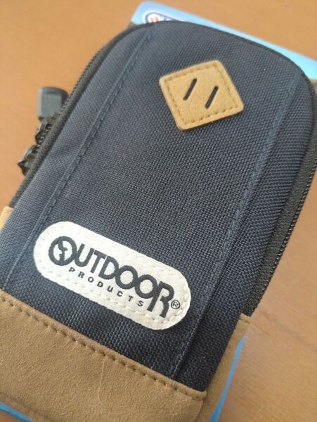 OUTDOORPRODUCTS スマートフォンポーチ ネイビー 小物入れ デジカメ入れにも カメラポーチ