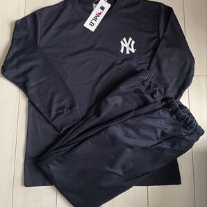 新品 Lサイズ MLB ヤンキース 上下セット スウェット 紺色