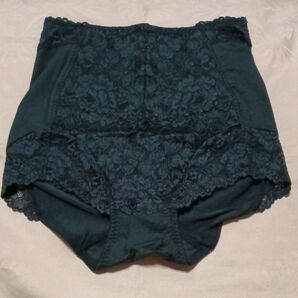 新品 AVONSTYLE レーシー ソフト ガードル 黒 70 ML〜L相当 美品 レース 【クーポンで730円】