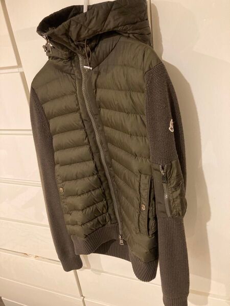 激安美品】サイズM】MONCLER ニットハイブリッドニットダウンパーカー カーディガン