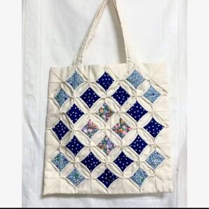 ハンドメイド パッチワーク トートバッグ サブバッグ ショルダーバッグ 立体模様 ブルー系の花柄