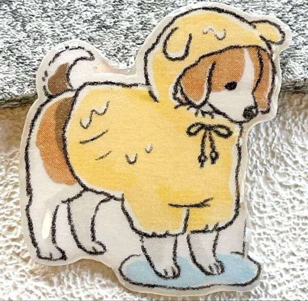 ビーグル 雨 カッパ 犬 ブローチ チャーム ピンバッジ ヘアゴム レジン