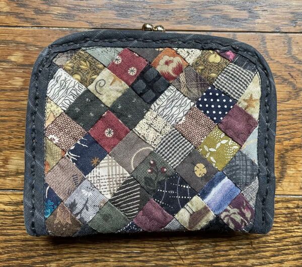 パッチワーク がま口 札入れ付き 美品