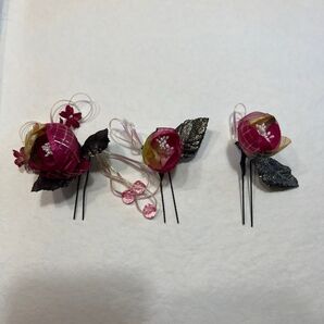 髪飾り(付け方の例写真あり) 赤 和装小物 卒業式 七五三 成人式 花