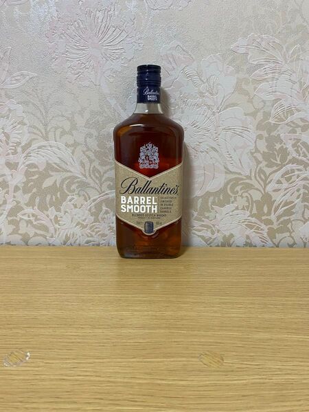 バランタイン バレルスムース(正規代理店/箱無し) 700ml(alc 40度) 1本