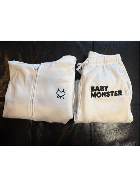 BABYMONSTER スウェット上下セット