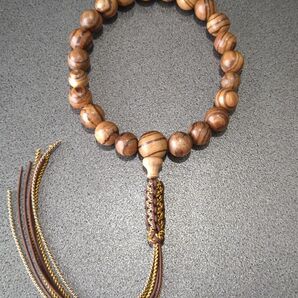 沈香 (ベトナム産) 虎紋 念珠 香木 約15㎜ 20玉 組紐 沈香仕立