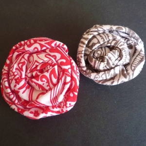 with translation * new goods unused cloth made brooch ×2 red gray pattern thing rose corsage casual smaller hand made 
