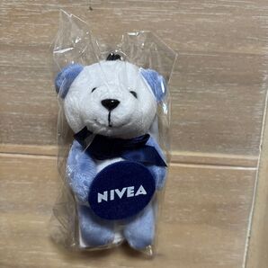 ニベア NIVEA ぬいぐるみ ベア くまちゃんマスコット ブルー ホワイト 未使用未開封 送料込み