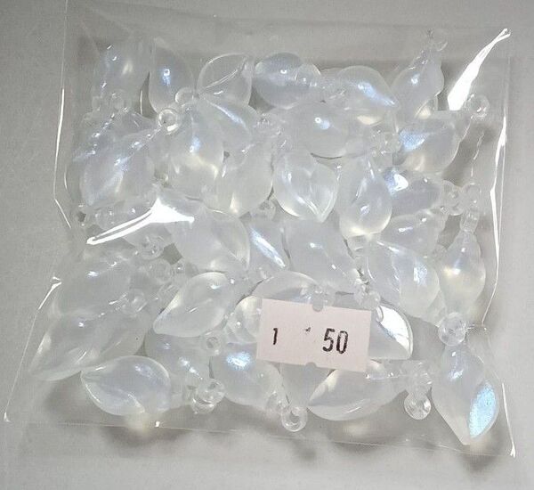 ☆50点 27mm 巻き貝 グリッターパウダー チャームビーズ