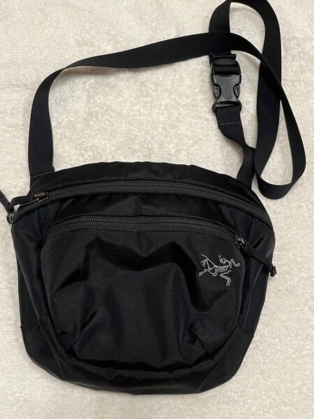【廃盤モデル】arcteryx mantis2 アークテリクス ショルダーバック ウエストバック ブラック