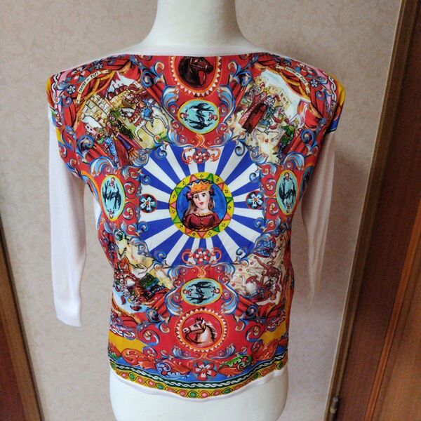 未使用☆DOLCE&GABBANA☆イタリー製スカーフ柄切り替えシルクニット