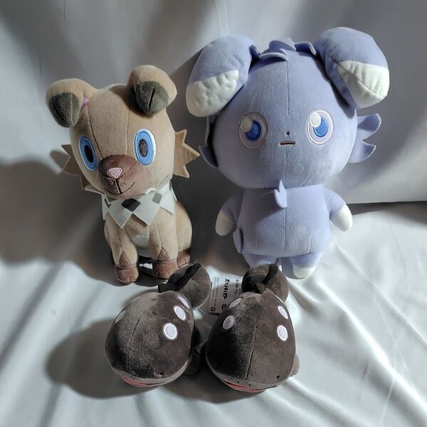ポケットモンスターぬいぐるみドオー2体&イワンコ&ニャスパー