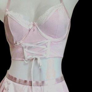 5点セット レースブラトップ&Tバック&ウエストスカート&レッグリング2個付き カラー Pink