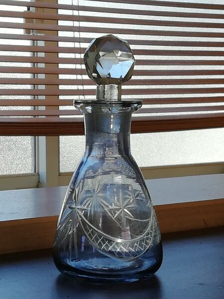 ビンテージ 色ガラス 切子 香水瓶 Perfume Bottle インテリア ディスプレイ 送料込み