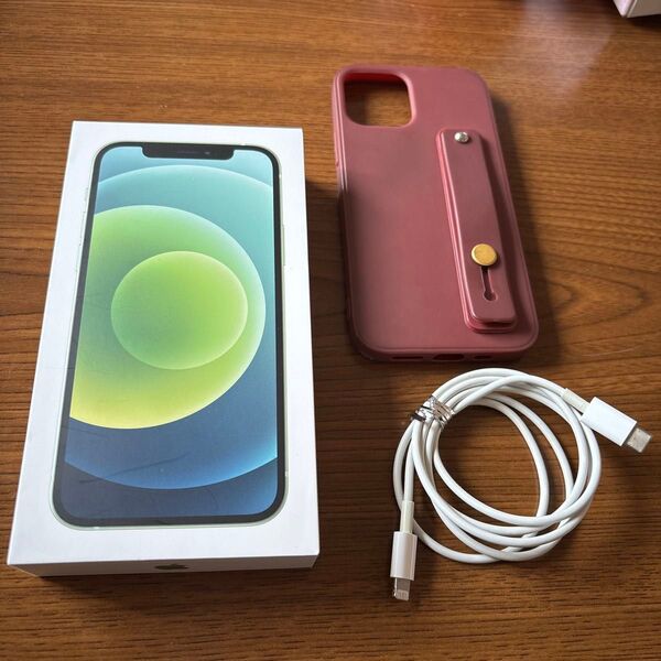 iPhone 12 箱/USB-C lightningケーブル ×2 (未使用×1、使用品×1/iPhone12ケース 計4点