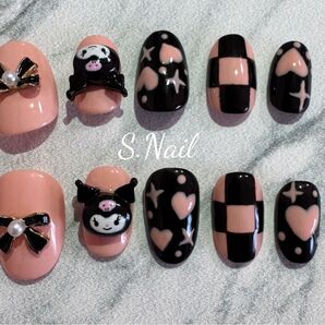 No2. ネイルチップ ピンクと黒 クロミ リボン