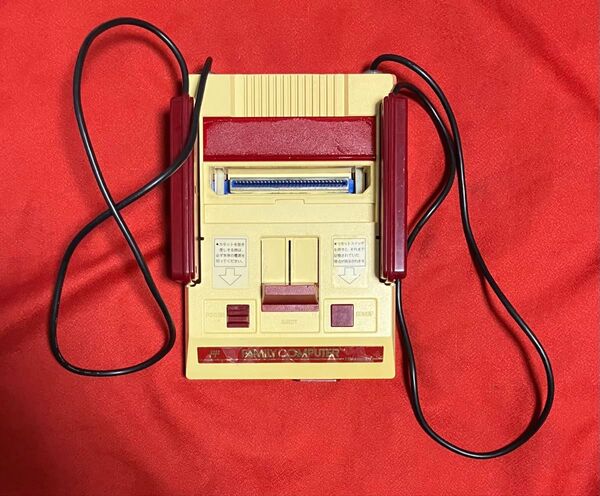 任天堂 ファミリーコンピューター HVC-001