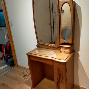 フランスミラー アンティークドレッサー