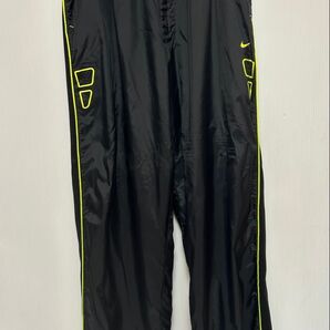 浦和レッズナイロンパンツ XXL支給品 ナイキ